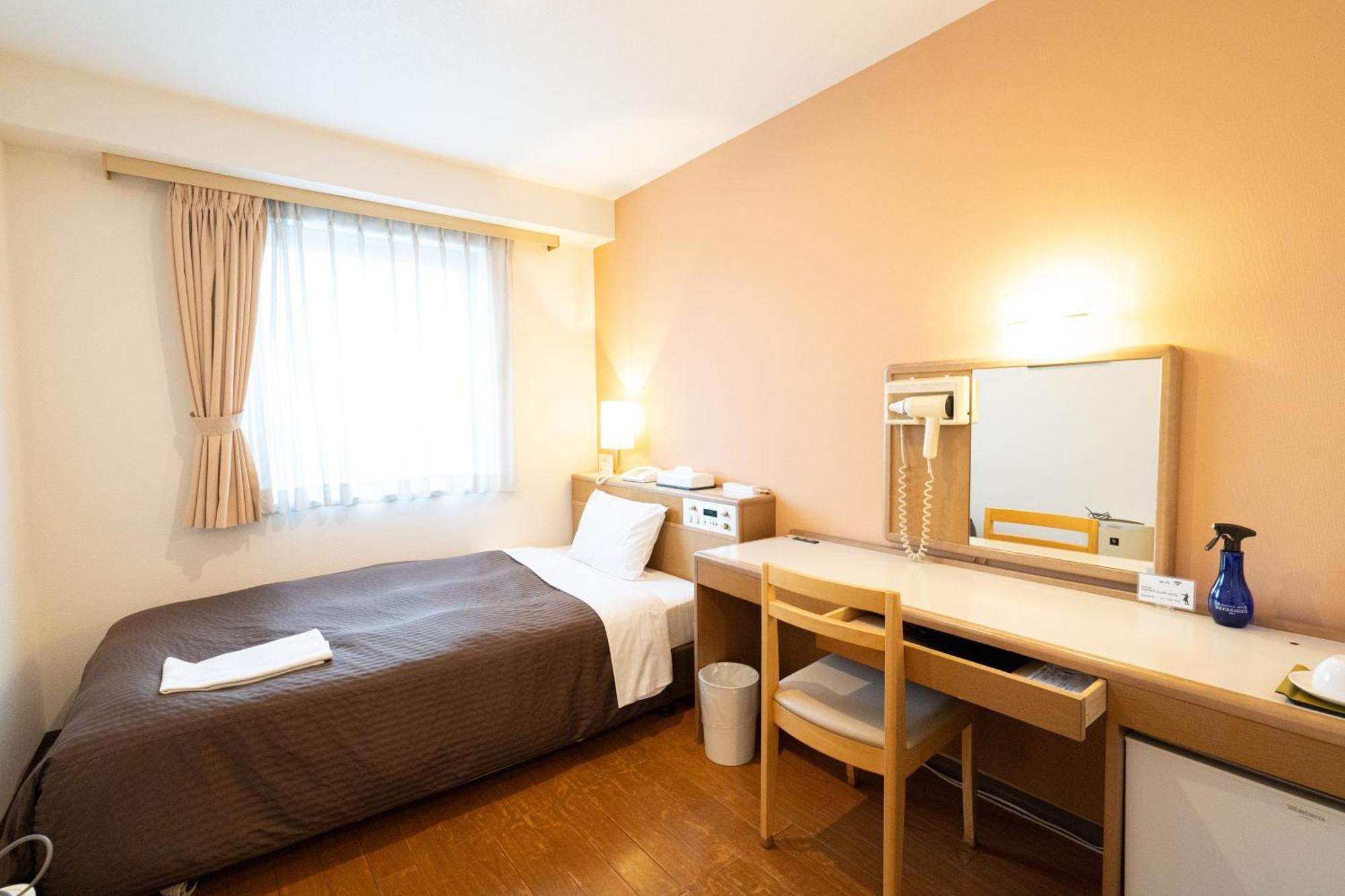 札幌克拉克酒店 3* 札幌